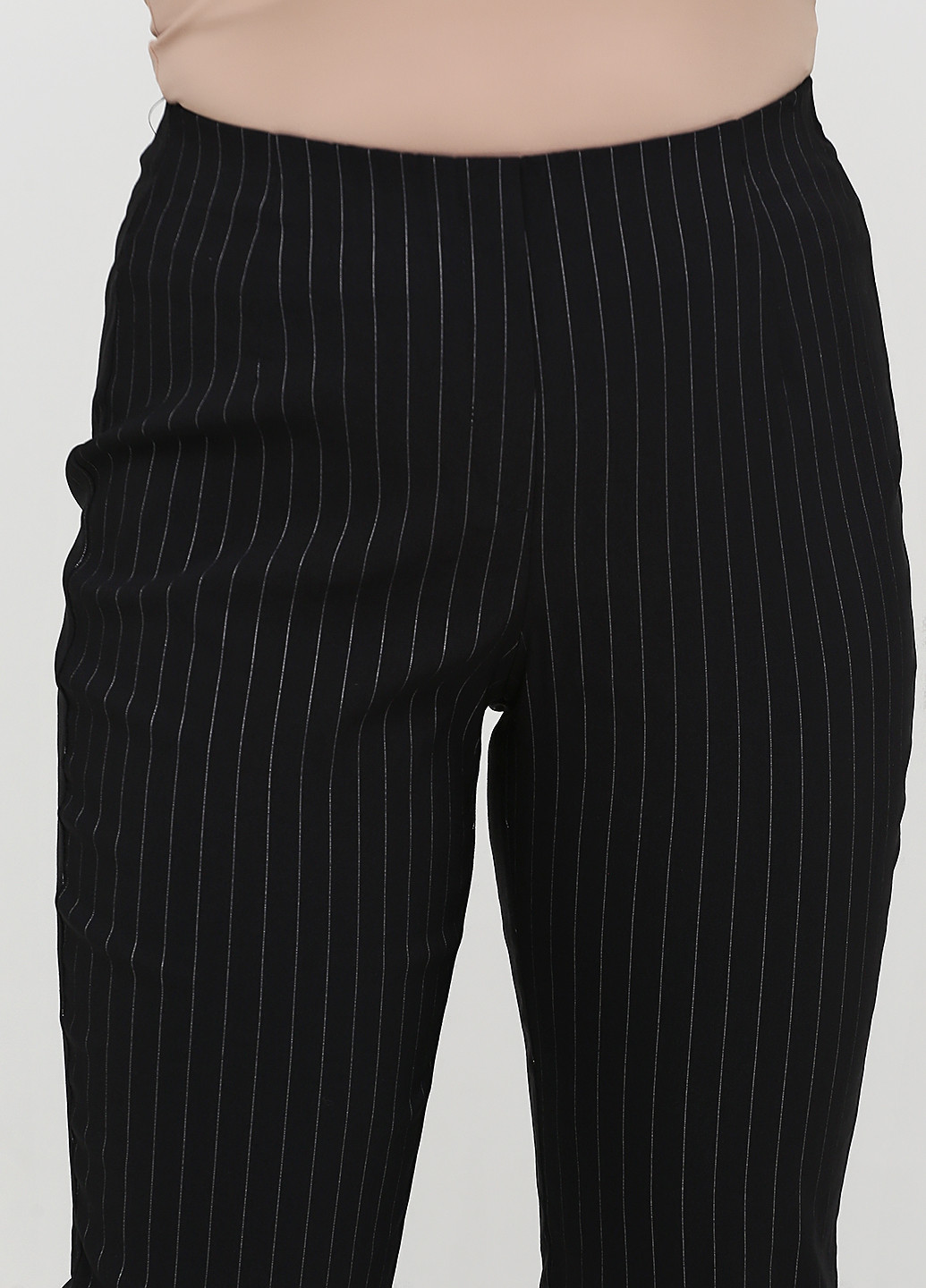 Черные кэжуал демисезонные зауженные брюки Sheego
