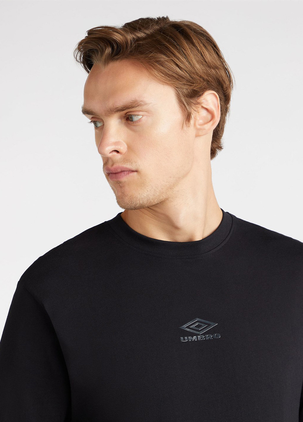 Черная футболка Umbro