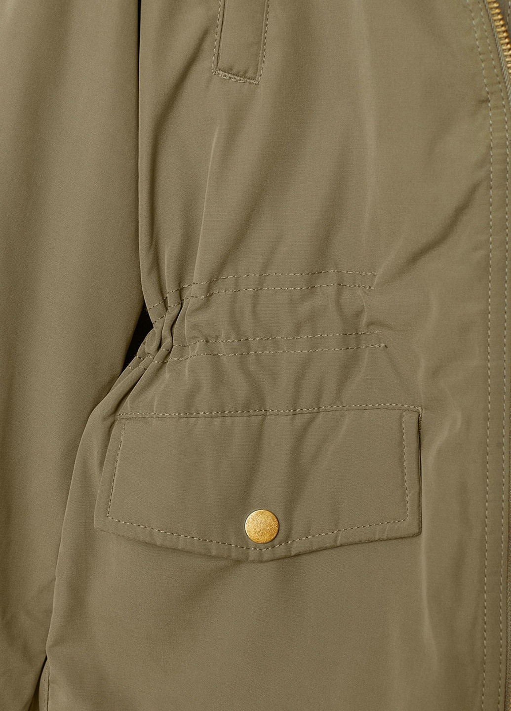 Парка H&M (362376818)