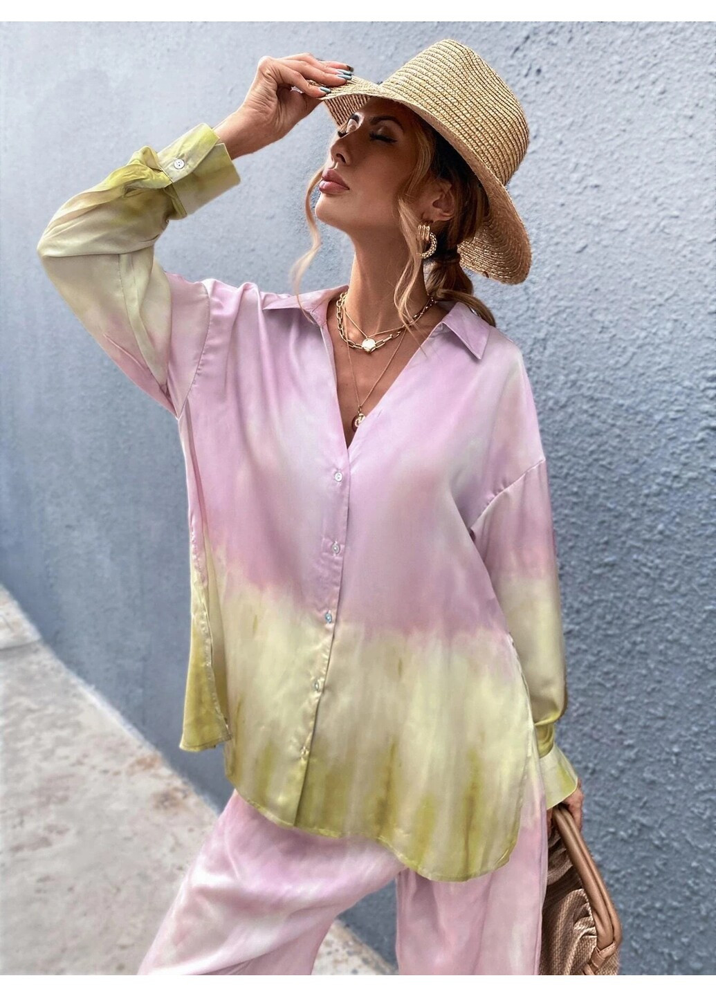 Розовая кэжуал рубашка с абстрактным узором Berni Fashion