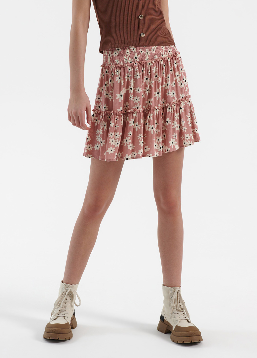 Розово-коричневая кэжуал цветочной расцветки юбка House клешированная