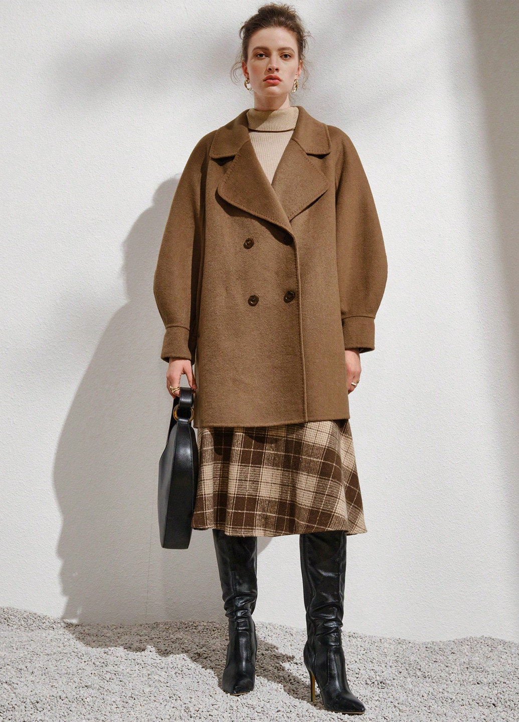 Светло-коричневое демисезонное Пальто двубортное SHEIN