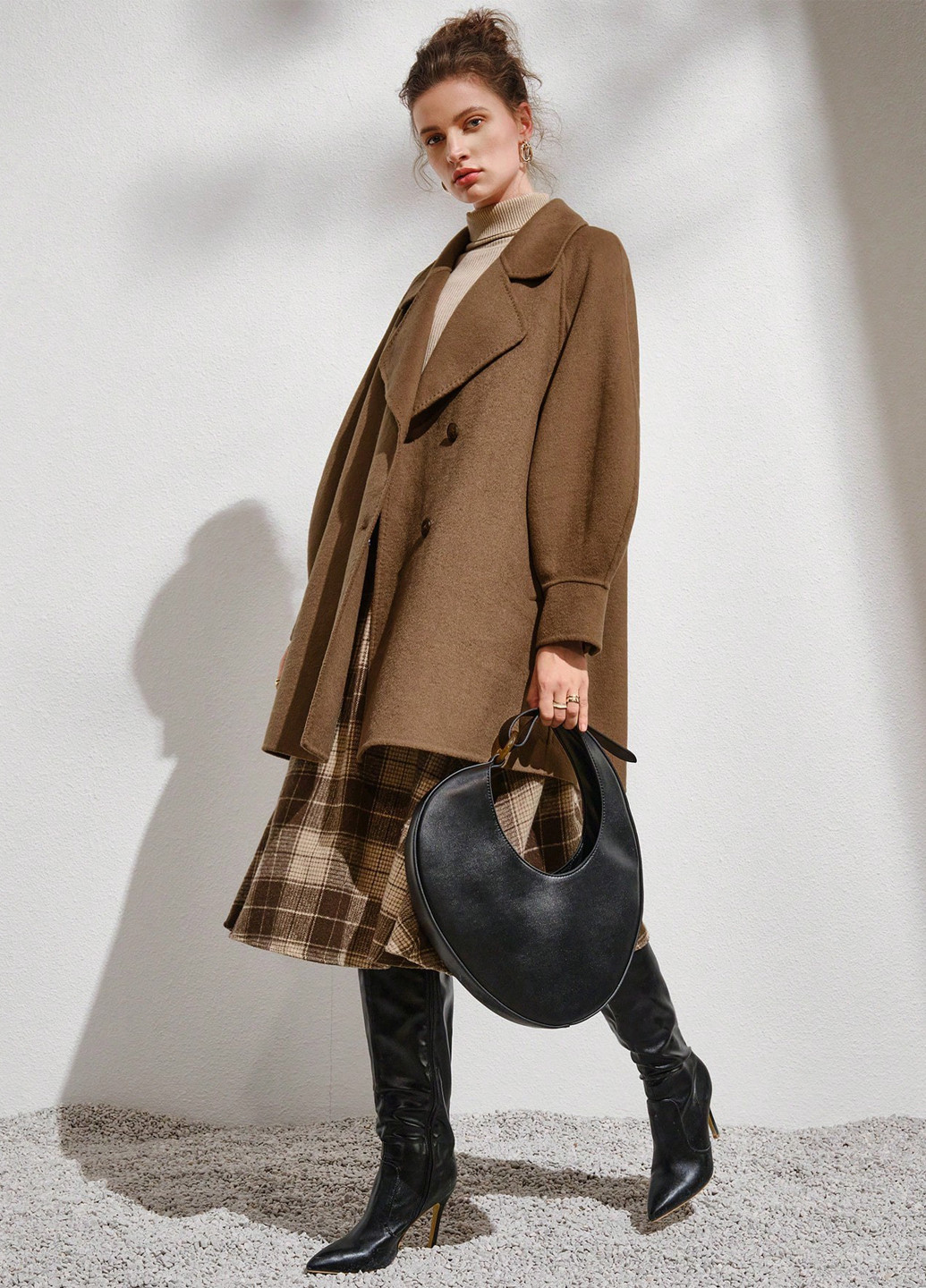 Светло-коричневое демисезонное Пальто двубортное SHEIN