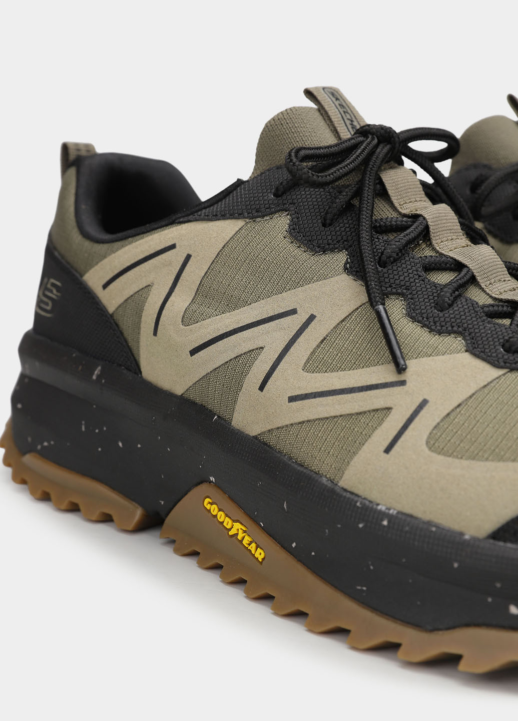 Коричневі Осінні кросівки Skechers