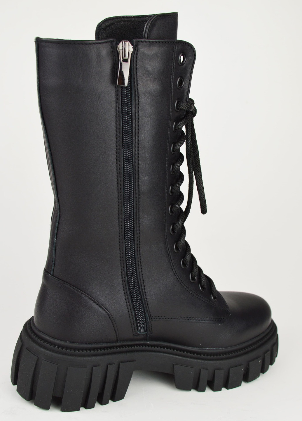 Зимние ботинки с высокой шнуровкой черные кожа Teona без декора