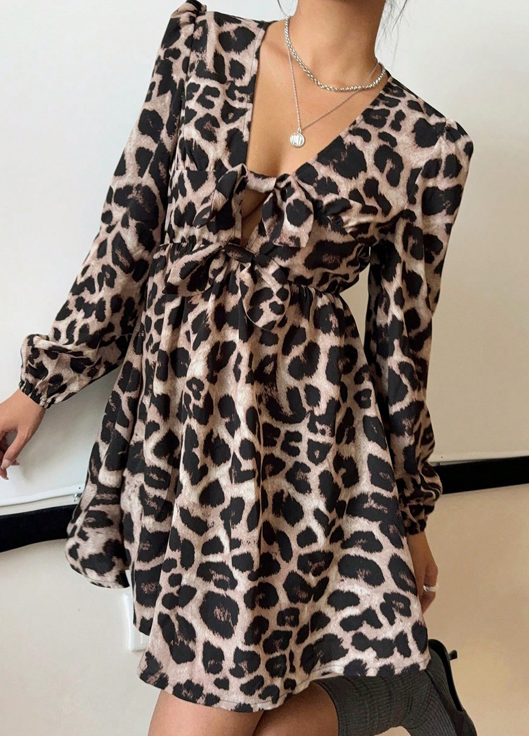 Светло-коричневое кэжуал платье а-силуэт SHEIN леопардовый