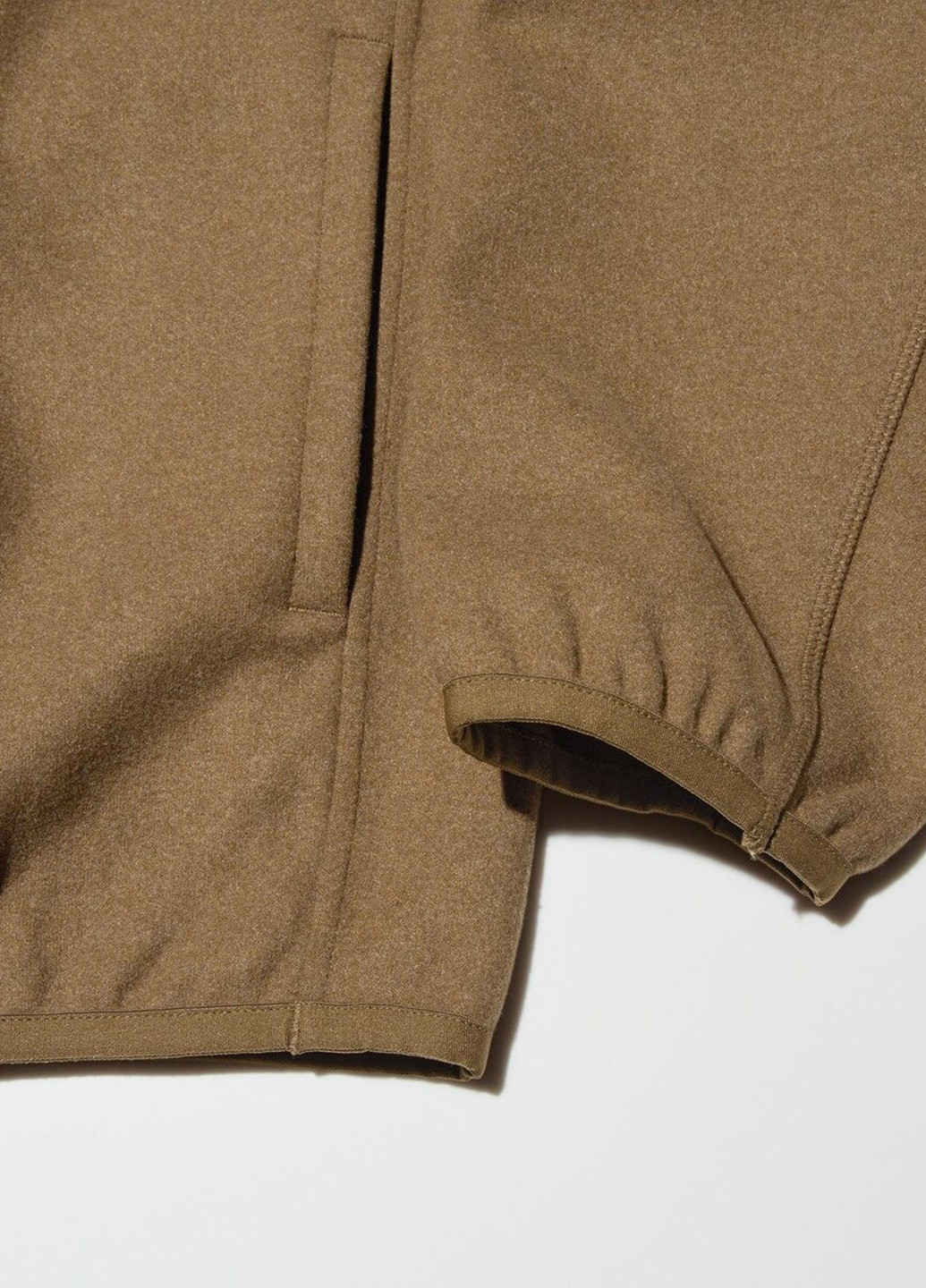 Коричневая демисезонная куртка Uniqlo