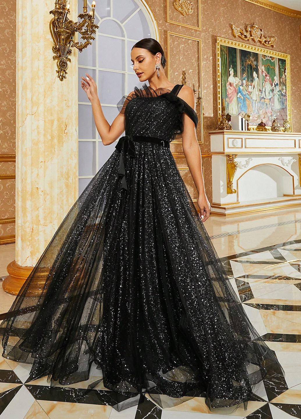 Черное праздничный платье на одно плечо SHEIN однотонное