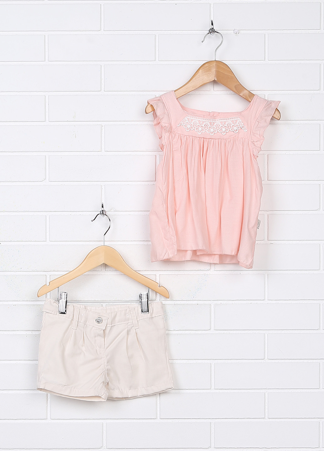 Розовый летний комплект (блуза, шорты) Bebemania