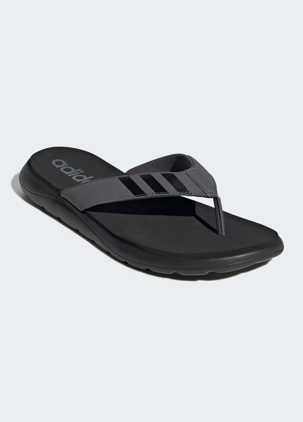 Серые пляжные вьетнамки adidas