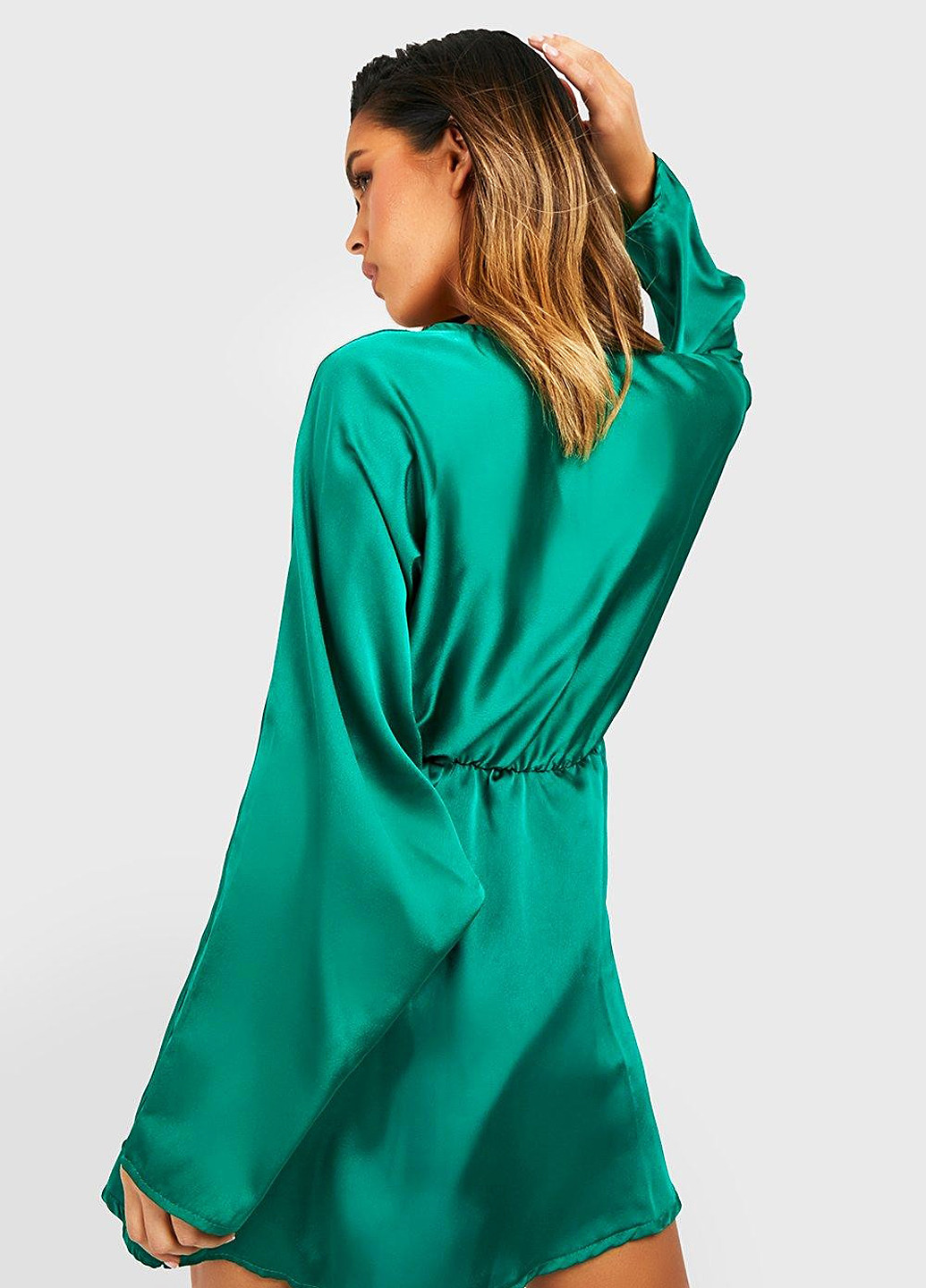 Зеленое кэжуал платье клеш Boohoo однотонное