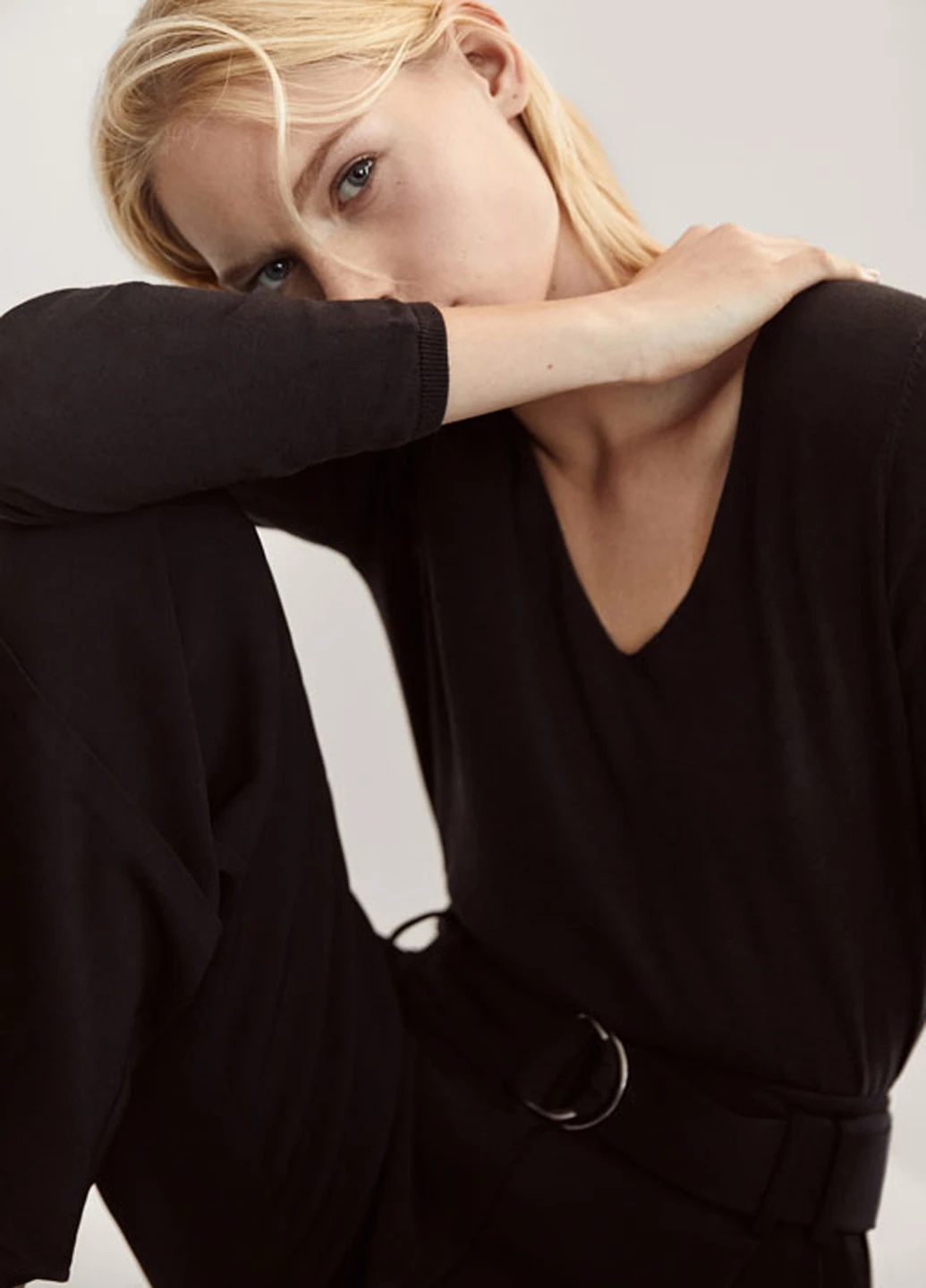 Чорний демісезонний пуловер пуловер Massimo Dutti