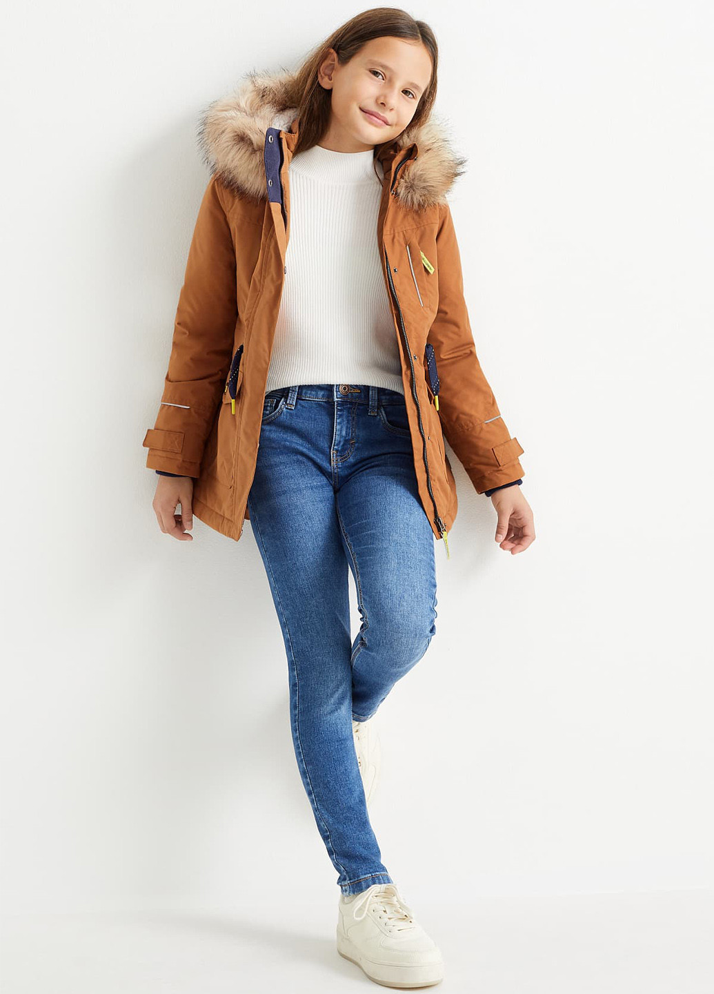 Парка C&A (352576126)