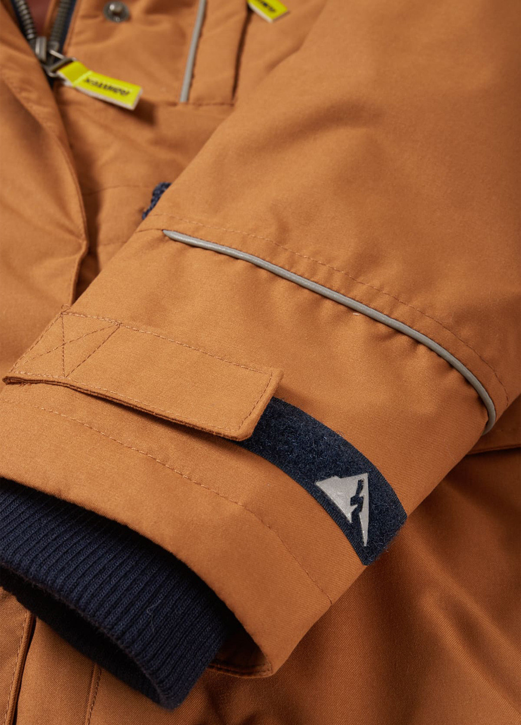 Парка C&A (352576126)