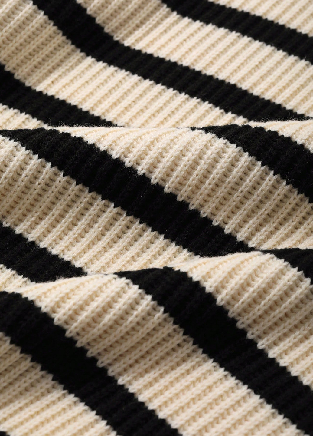 Світло-бежевий демісезонний светр SHEIN