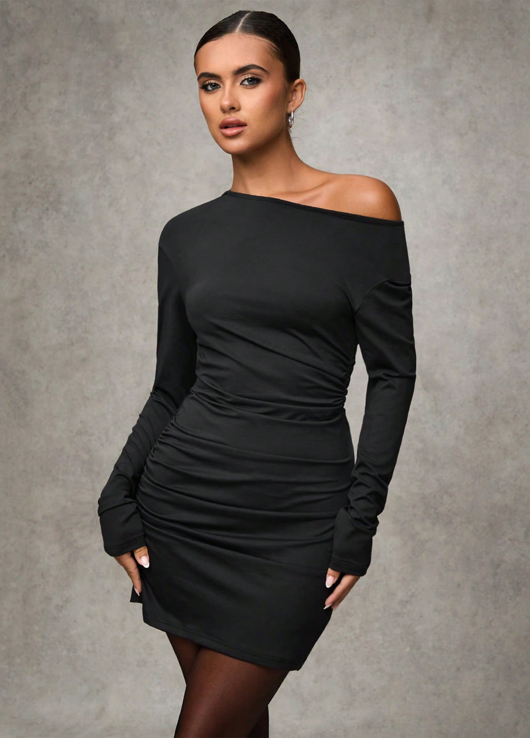 Чорна кежуал сукня футляр SHEIN однотонна