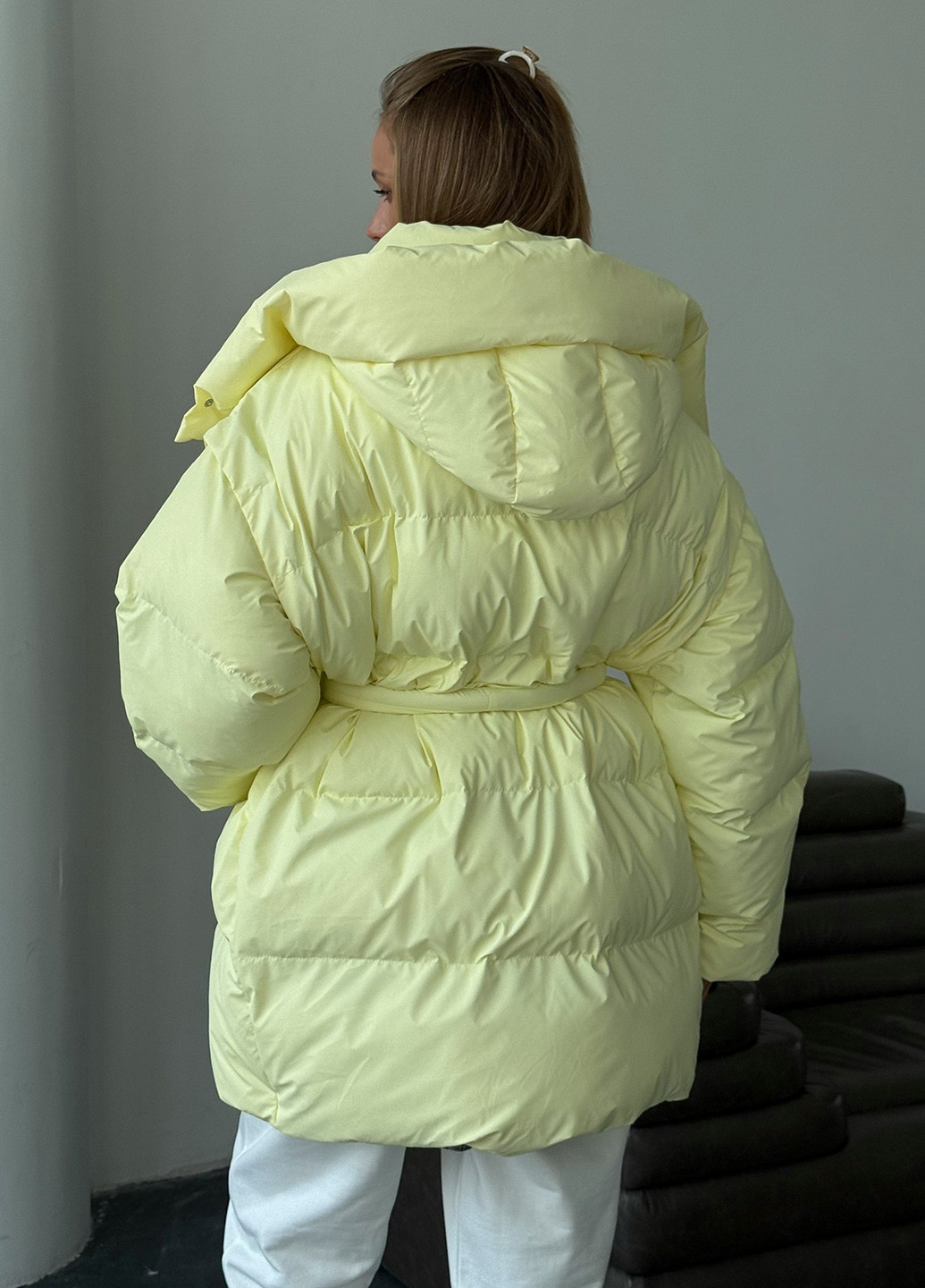 Желтая зимняя куртка No Brand