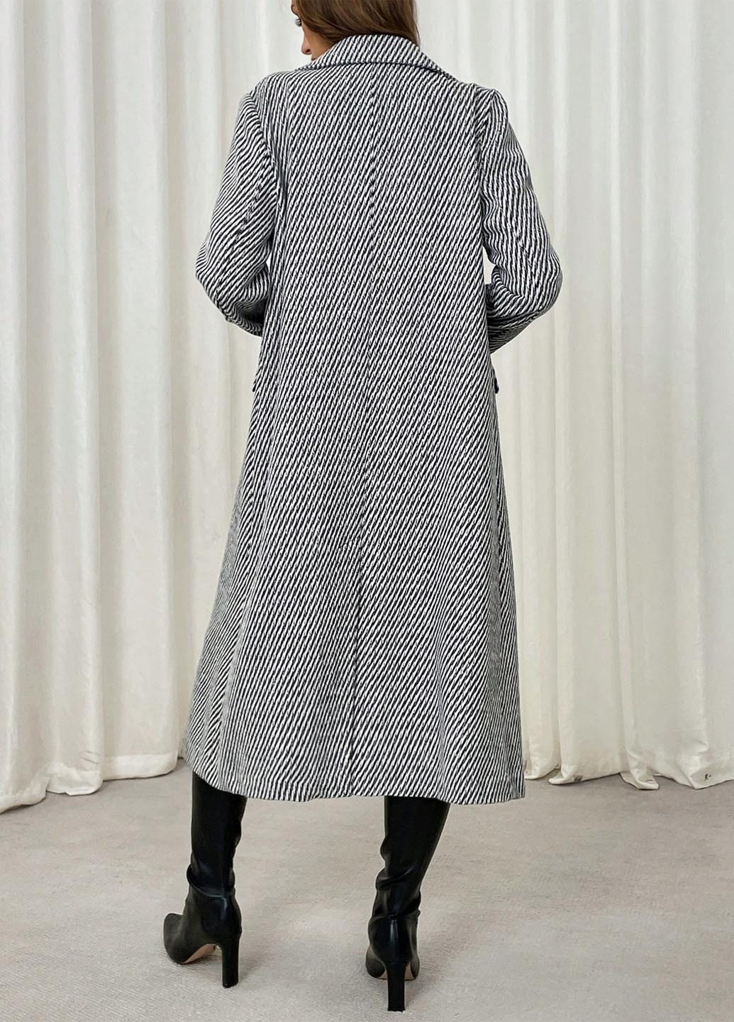 Черно-белое демисезонное Пальто двубортное SHEIN