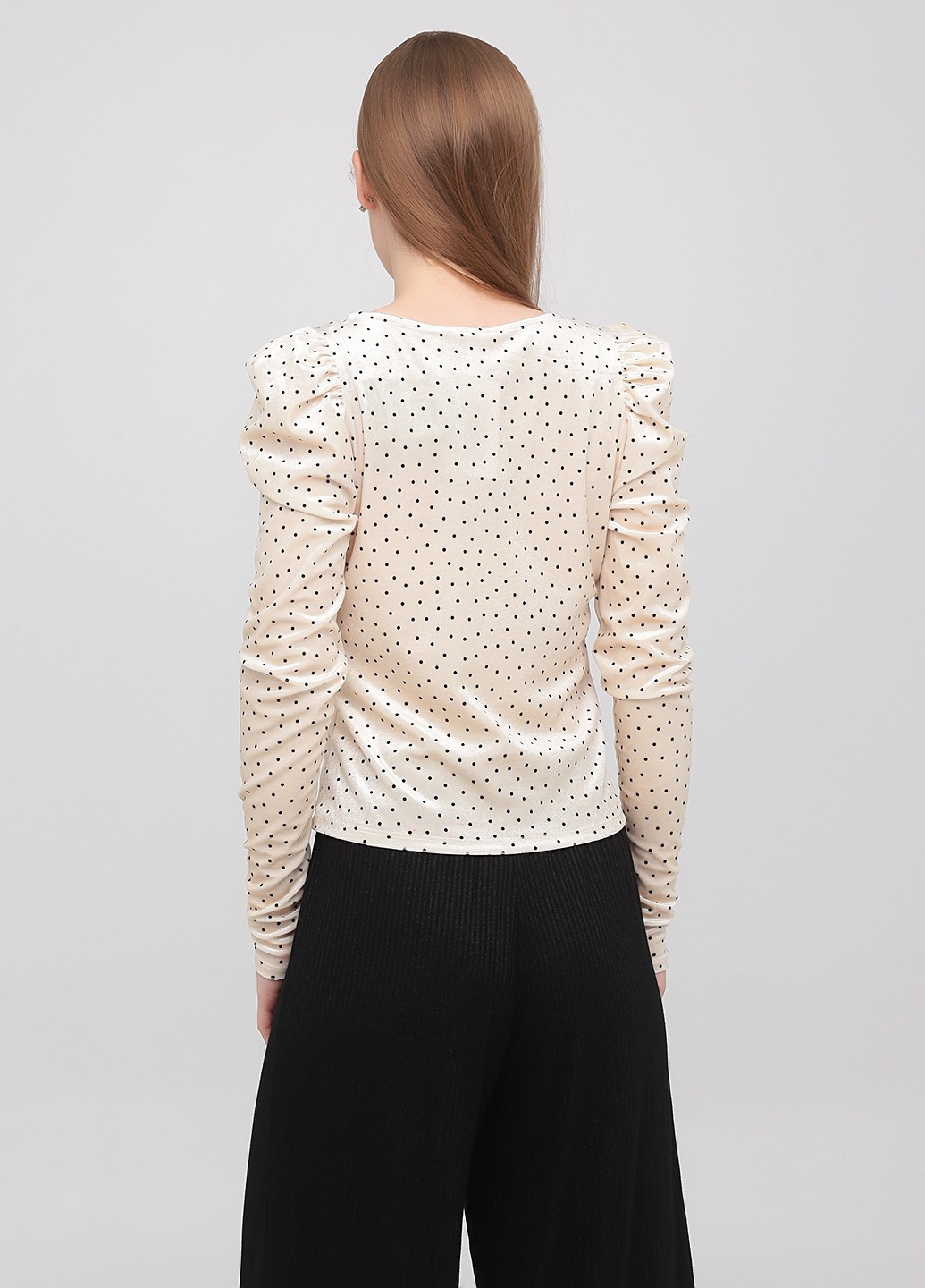 Молочна блузка Monki