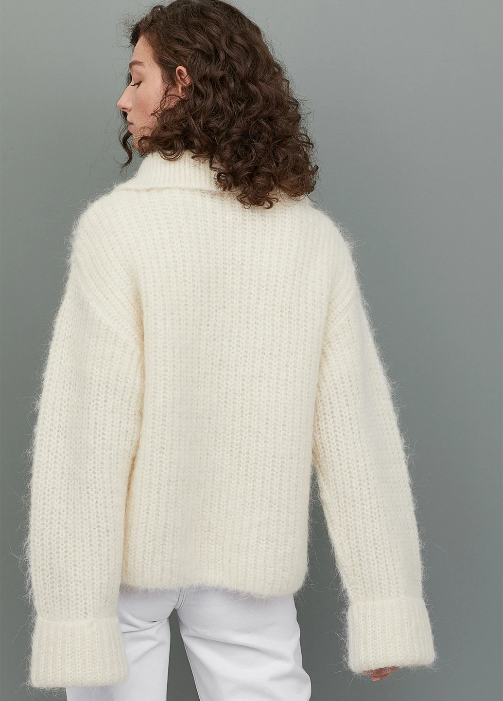 Молочний демісезонний светр H&M