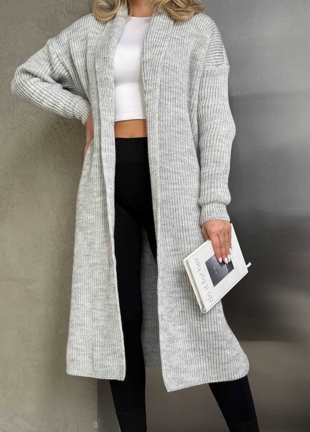 Светло-серый демисезонный кардиган No Brand