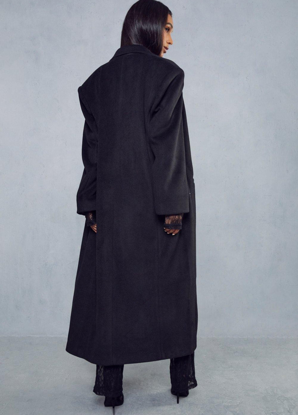 Черное демисезонное Пальто оверсайз MissPap