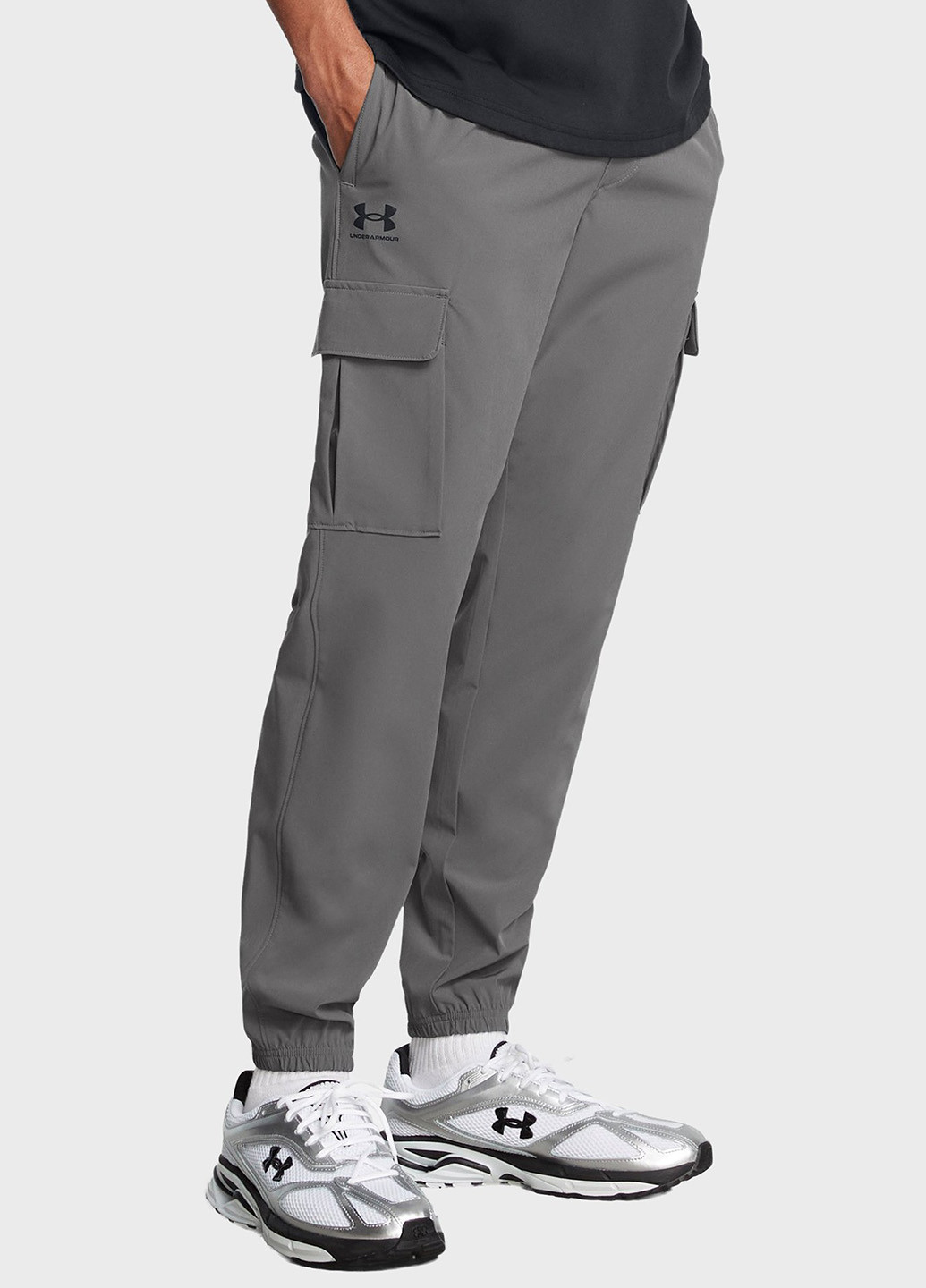 Серые кэжуал демисезонные джоггеры, карго брюки Under Armour