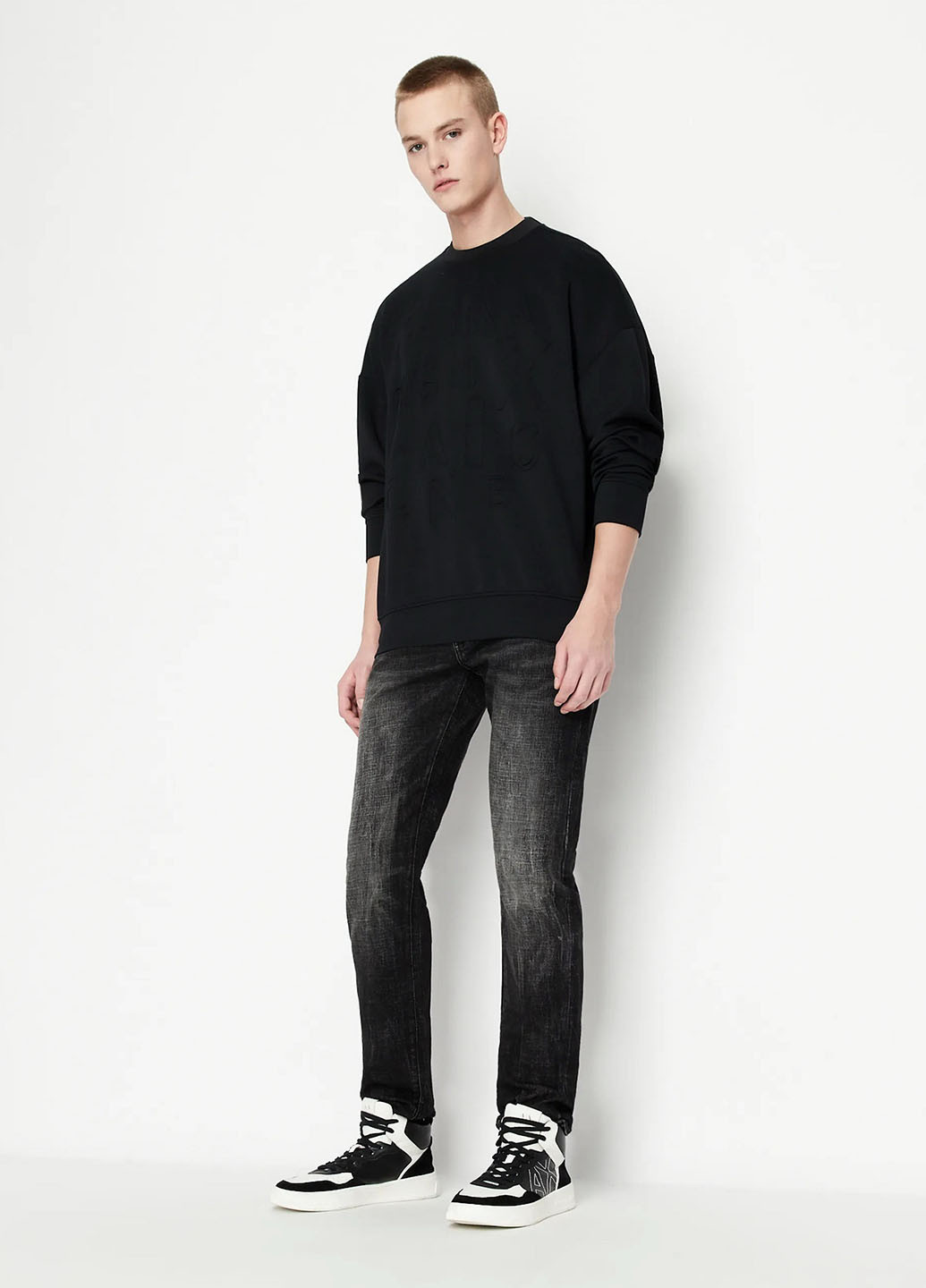 Черные демисезонные регюлар фит джинсы Armani Exchange