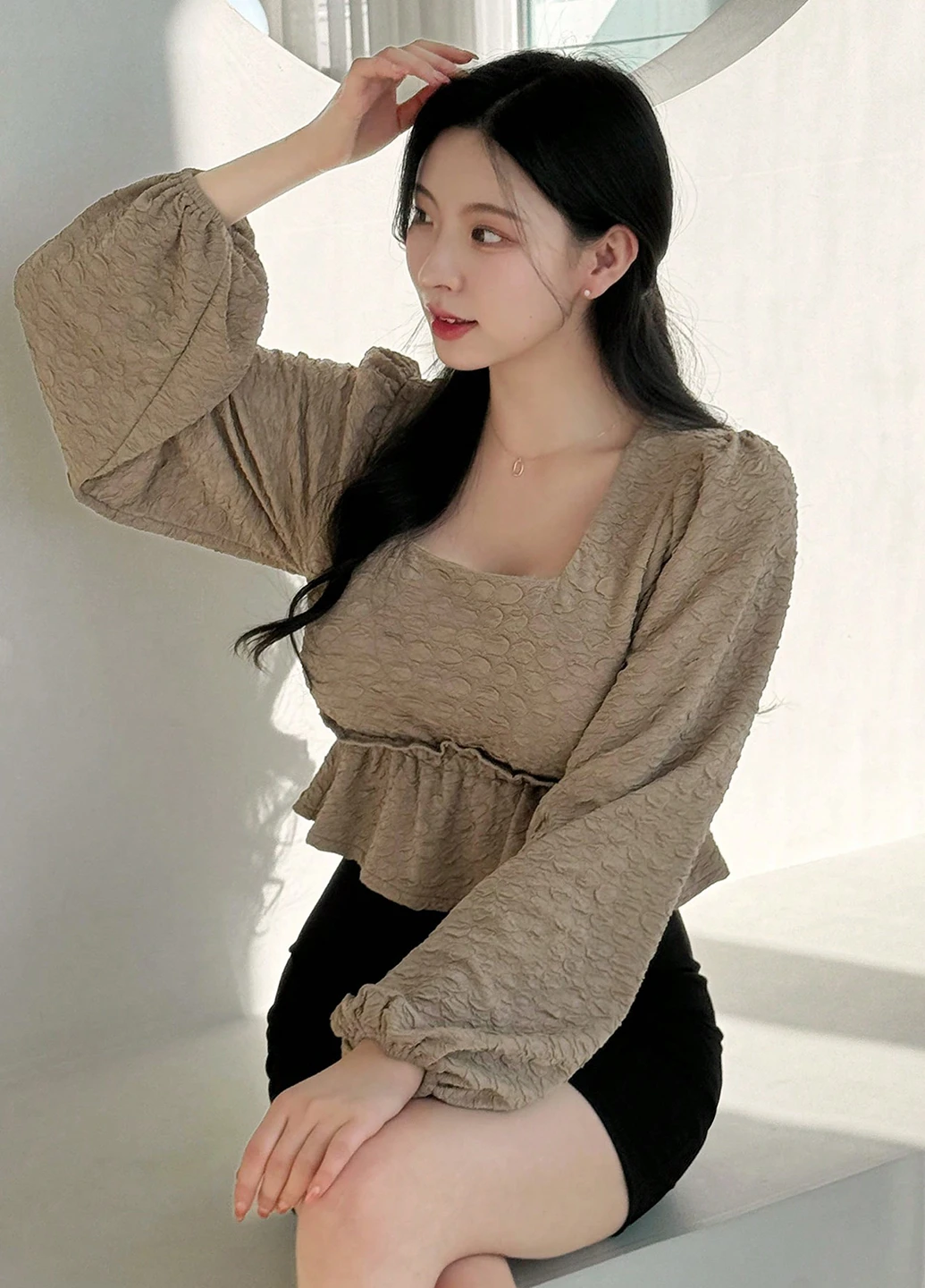 Бежевая блуза SHEIN
