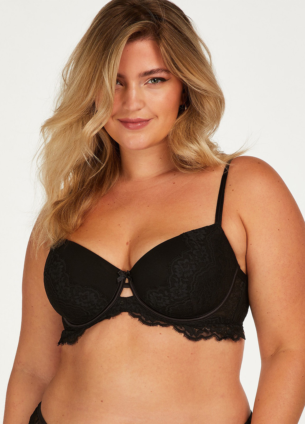 Чорний бюстгальтер Hunkemoller з кісточками поліамід, мереживо