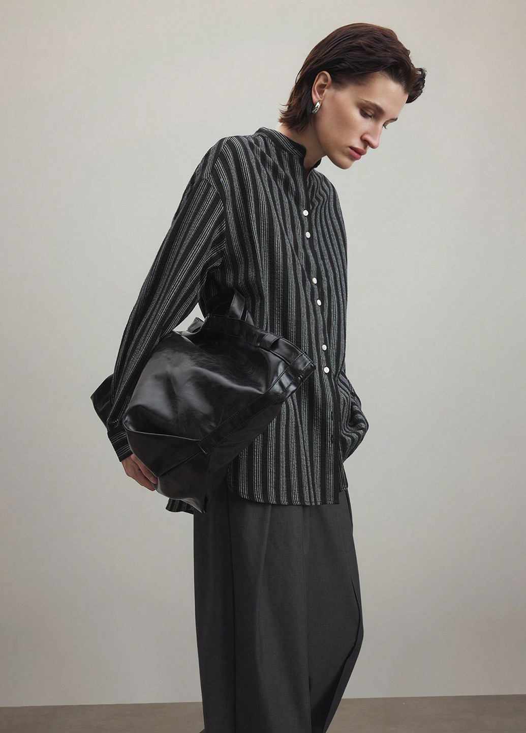 Черная кэжуал рубашка в полоску SHEIN