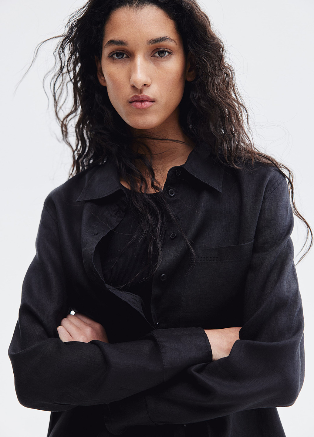 Черная кэжуал рубашка однотонная H&M