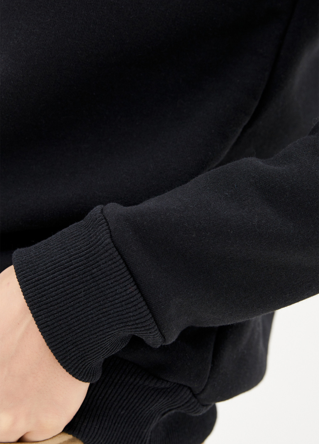 Черный свитшот Shik однотонный без декора (346456108)