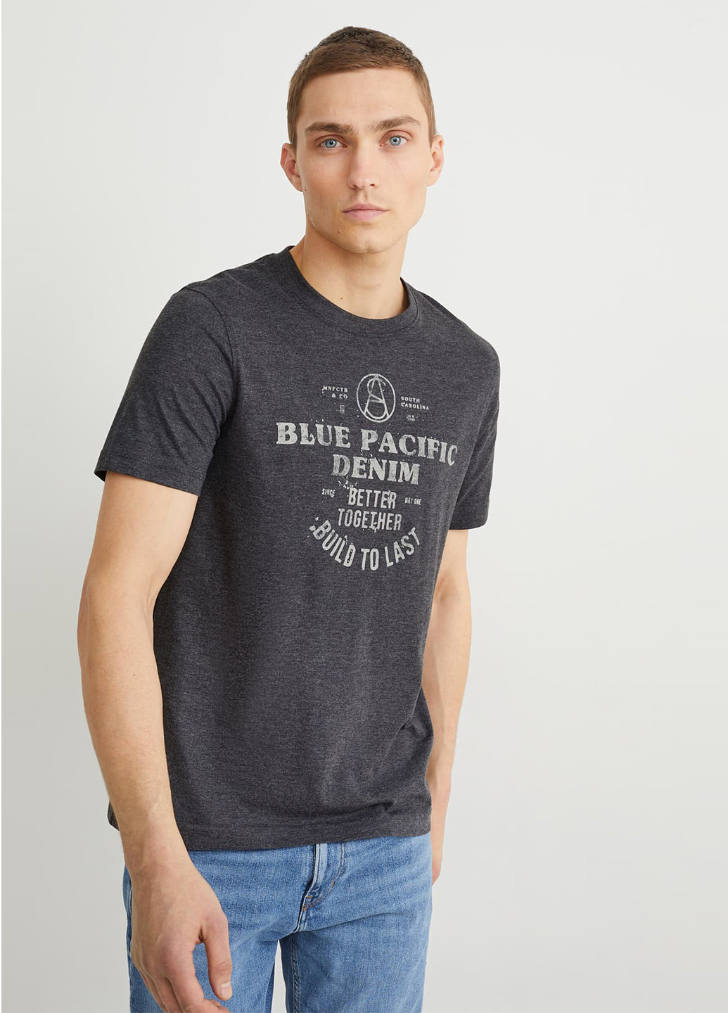 Темно-сіра футболка C&A