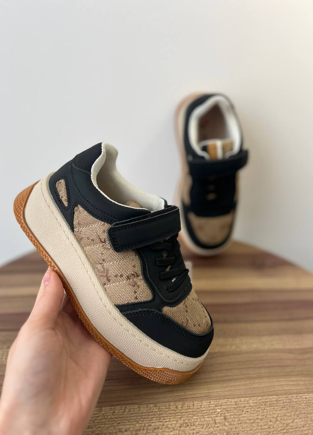 Бежеві осінні кросівки Jong Golf