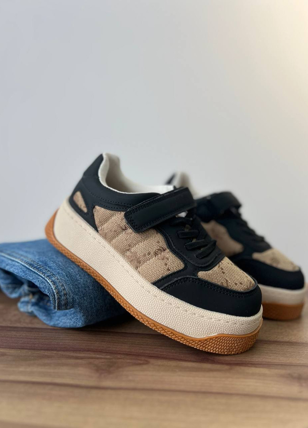 Бежеві осінні кросівки Jong Golf