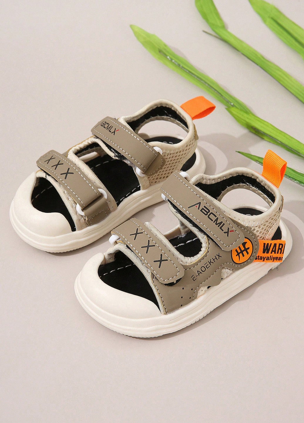 Хаки кэжуал босоножки SHEIN на липучке