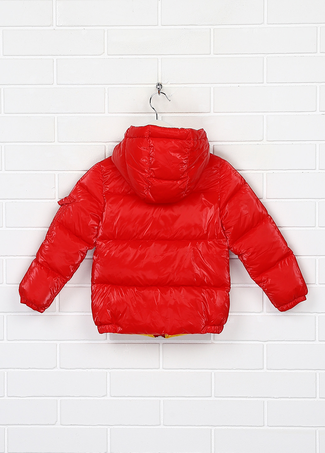 Красная демисезонная куртка HKGSM