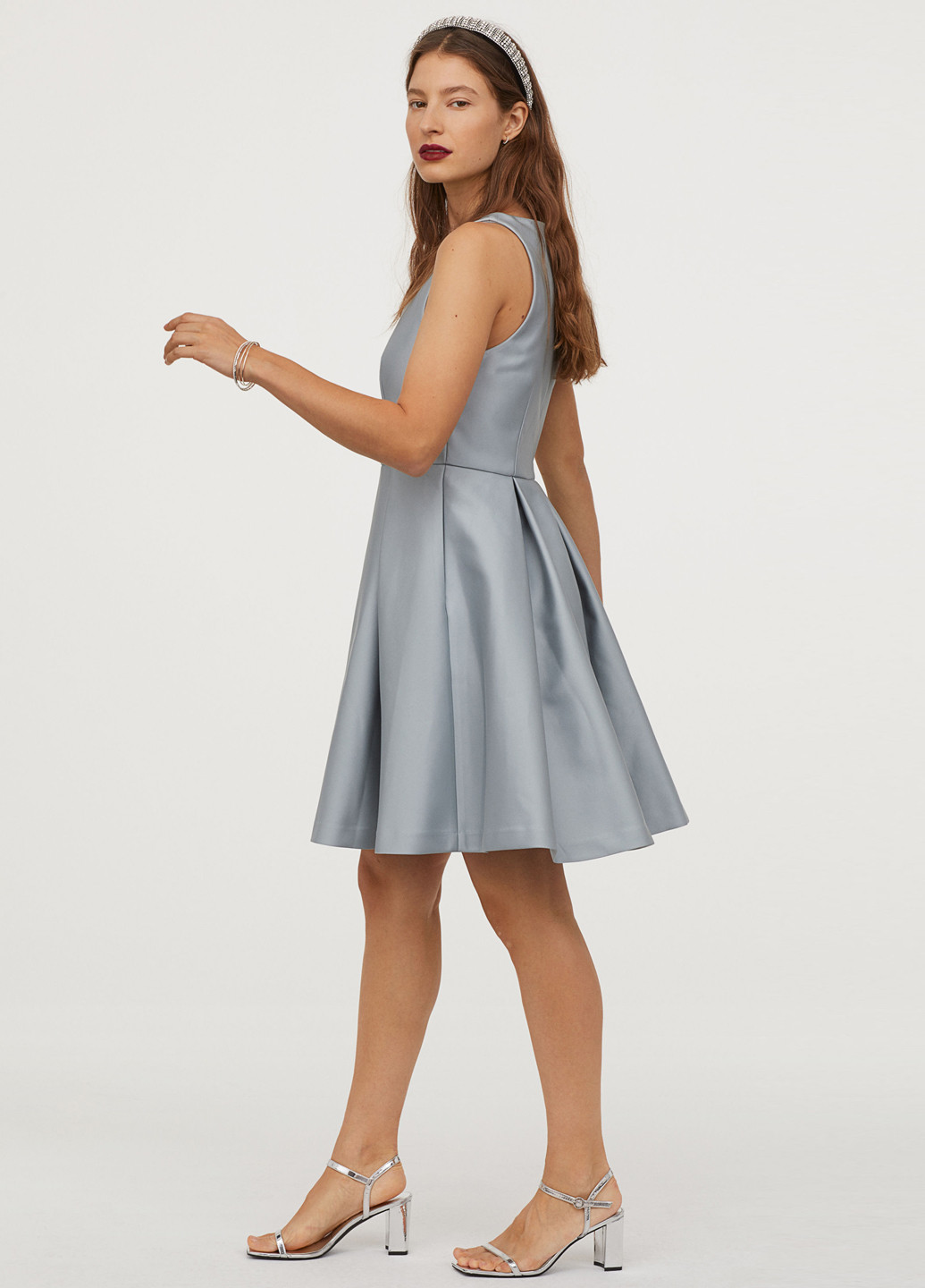 Світло-сіра коктейльна сукня кльош H&M однотонна