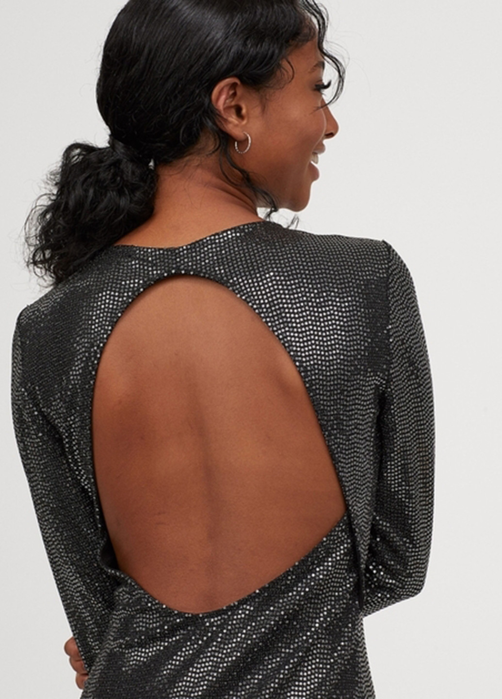 Серебряное вечернее платье с открытой спиной H&M однотонное