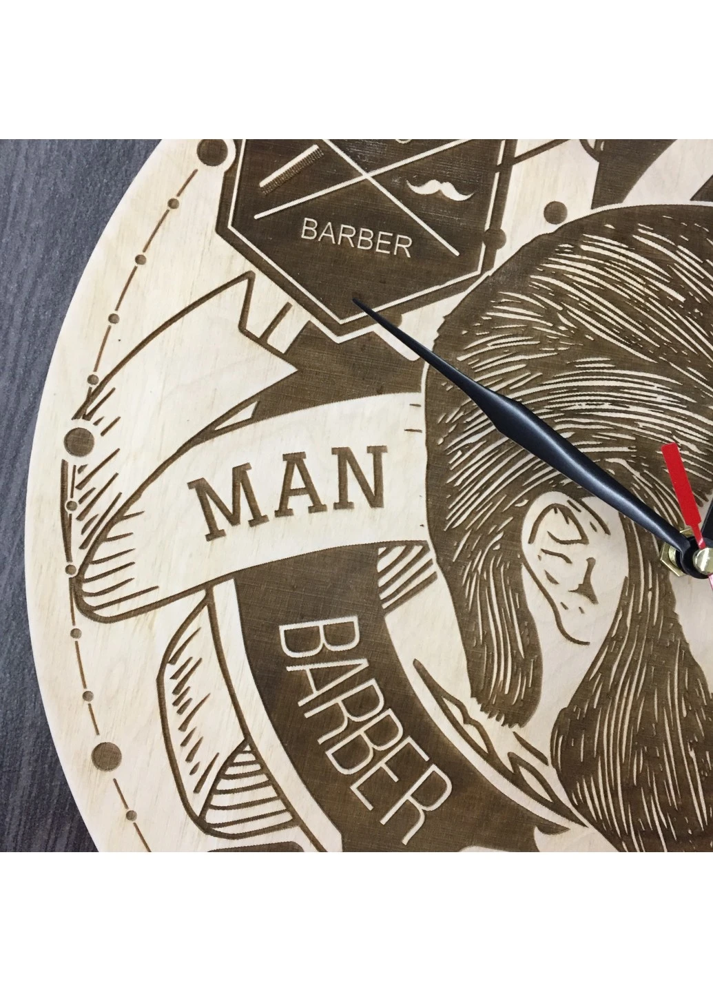Оригінальні настінні годинники "Man Barber" 7Arts (253566632)