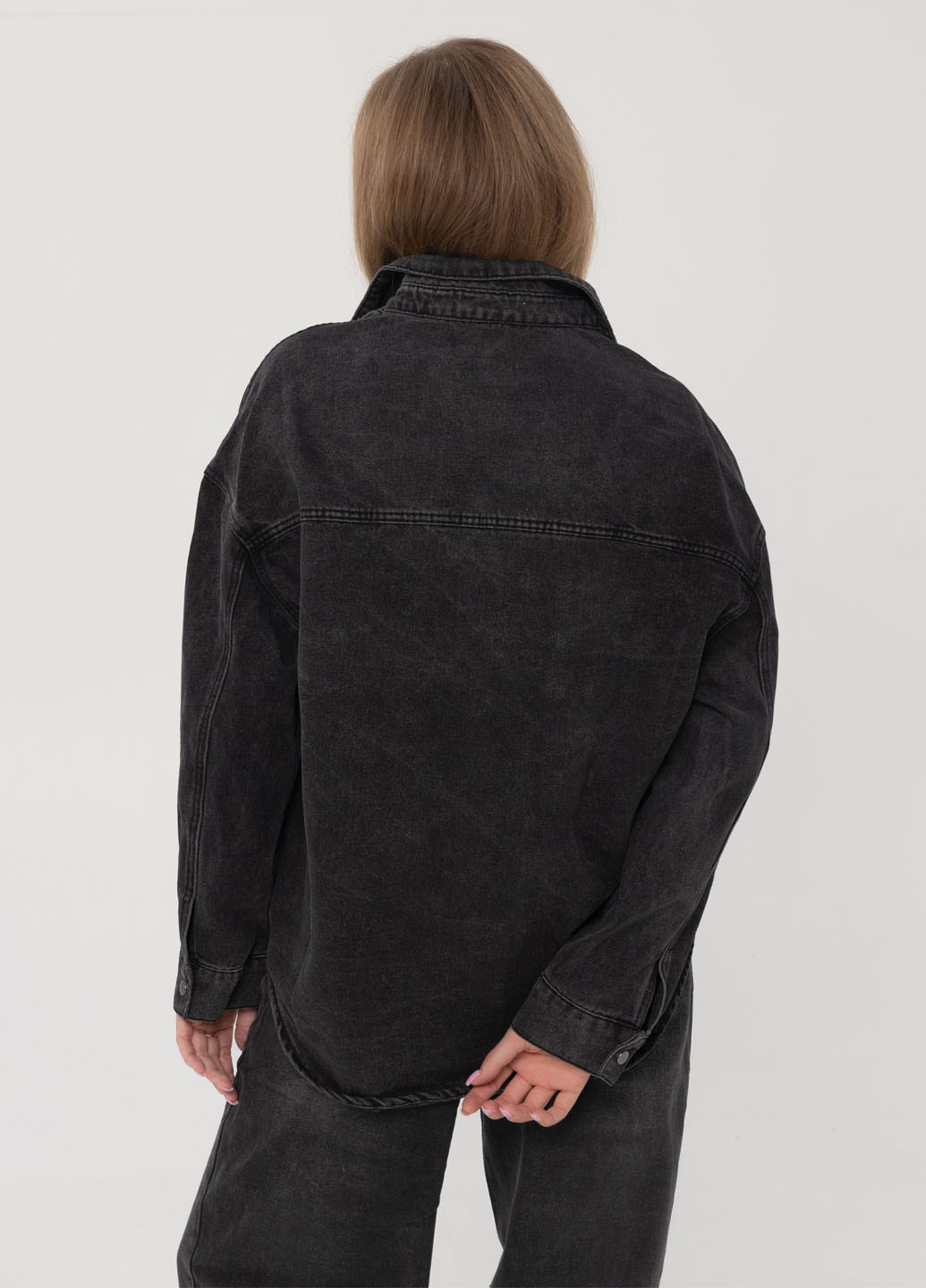 Черная демисезонная куртка Icon