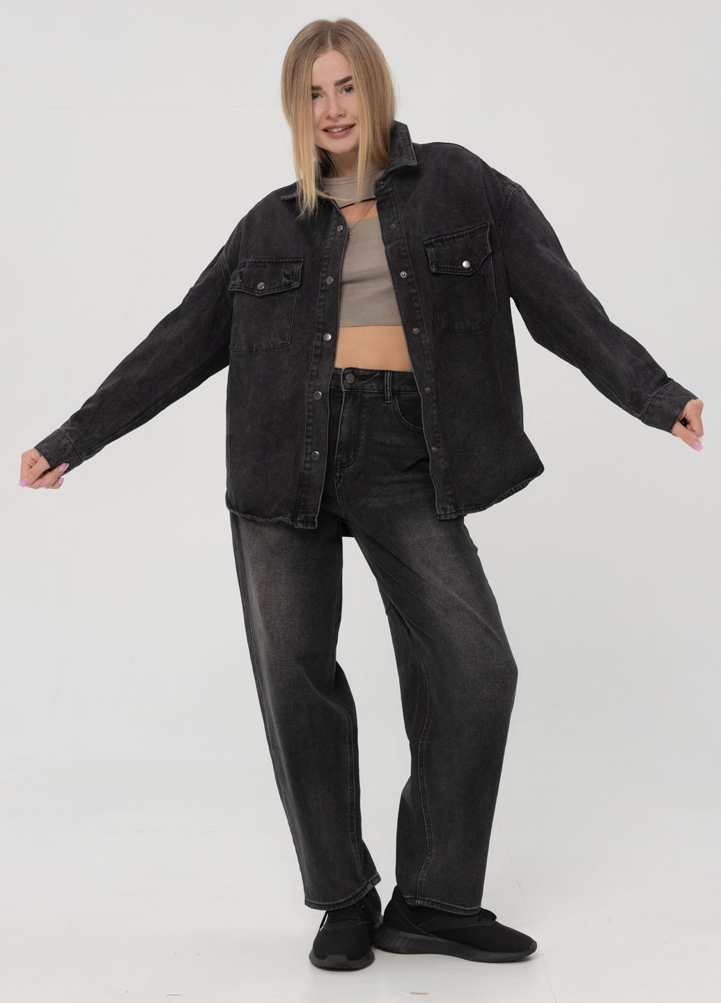 Черная демисезонная куртка Icon