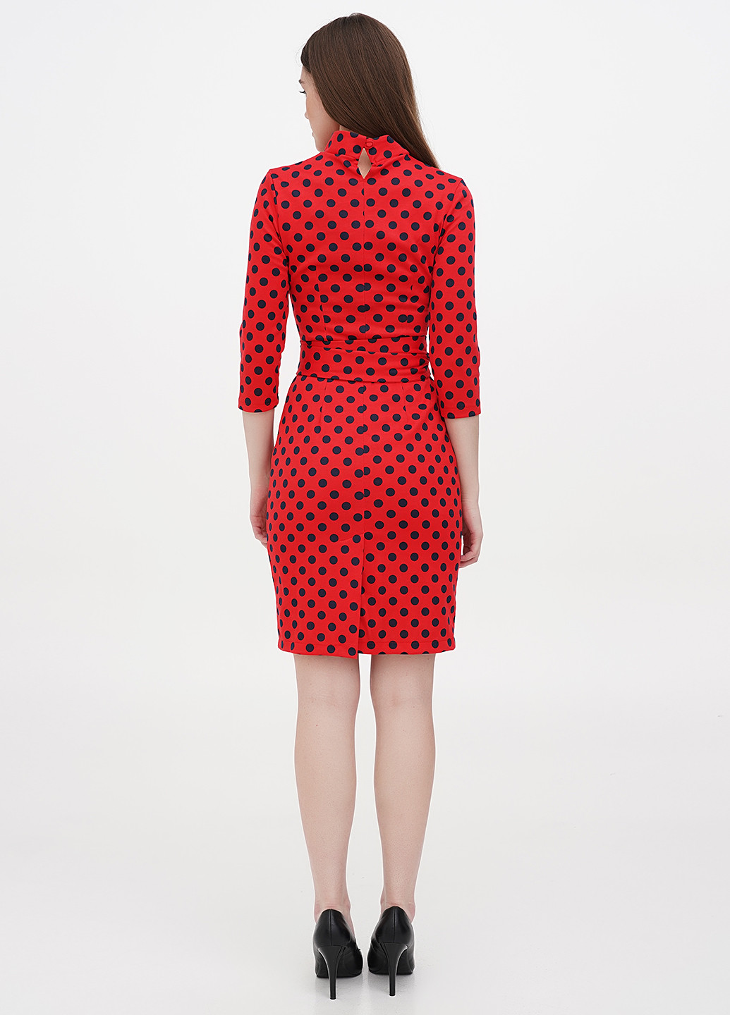 Красное кэжуал платье футляр Laura Bettini в горошек