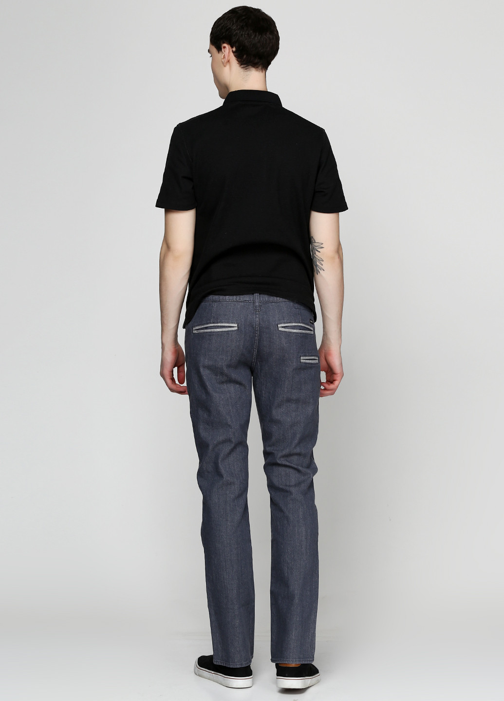 Серые демисезонные джинсы RVCA