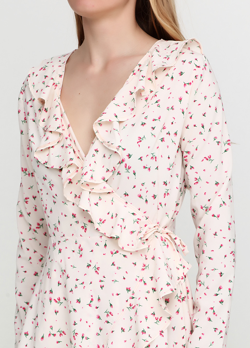 Молочное кэжуал платье Zhmurchenko Brand с цветочным принтом