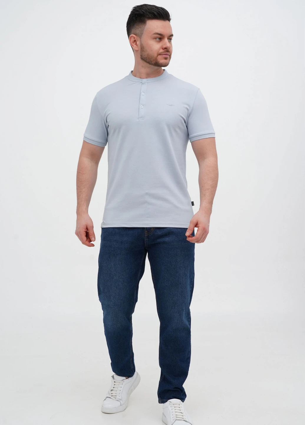 Світло-блакитна футболка Trend Collection