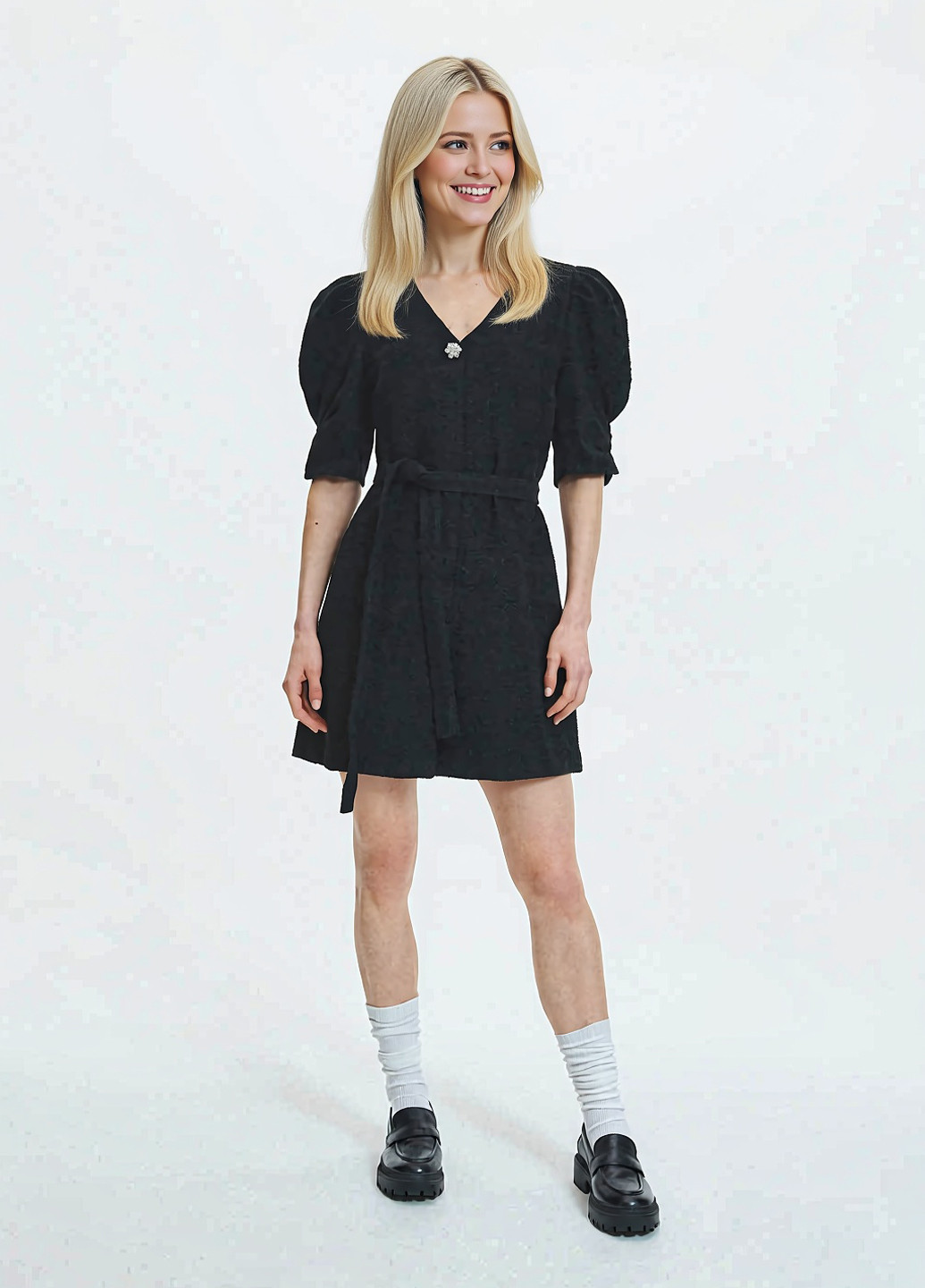 Чорна кежуал сукня Reserved однотонна