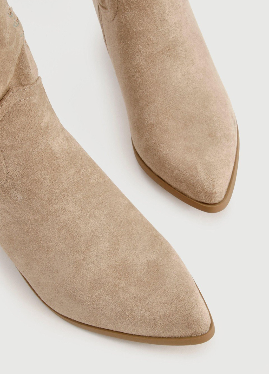 Осенние сапоги казаки Boohoo с вышивкой