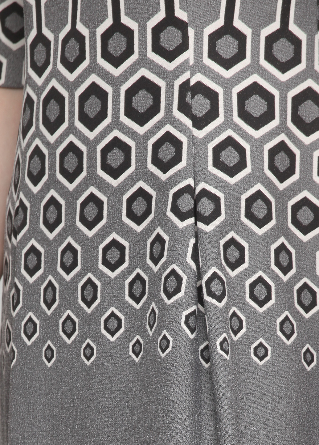 Серое кэжуал платье клеш Sassofono с геометрическим узором